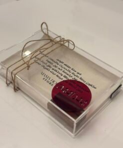 علبة هدية اكرلك مع حامل للبطاقات